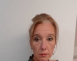 Donna Reeder's Instagram, Twitter & Facebook