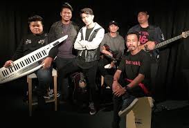 Hutang floor 88 song : Biodata Kumpulan Floor 88 Penyanyi Lagu Roadblock Hatiku Iluminasi