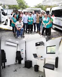 Caravana de Direitos + Acessibilidade ♿️ 📍De forma pioneira, lançamos ao lado prefeito João Campos e do vice-prefeito Victor Marques as vans itinerantes acessíveis da Caravana de Direitos. É a Secretaria de