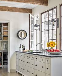 Atlanta Homes Lifestyles On Instagram Fresh Feminine And Oh So Inviting Phoebehoward Decorato Interior Design Kitchen Kitchen Interior Countertop Design