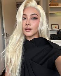 one of my highlights this year (besides turning blonde) was to be the first  guest editor for Grazia Malaysia 💛 last month was so busy, but i'm not  gonna let this pass