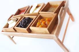 yatakta kahvalti hic bu kadar keyifli olmamisti bambum sofrito leziz kahvaltilarinizin ve televizyon karsisindaki yemek keyfinizin vazgecil kitchen tray decor
