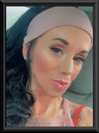 Adrianne Green's Instagram, Twitter & Facebook