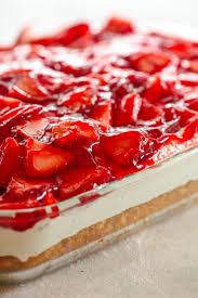Strawberries And Cream Cake Recipe Strawberry Dessert Recipes Cake Recipes Strawberry Recipes