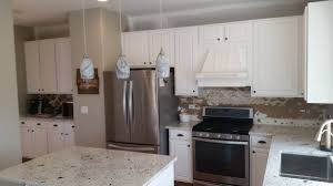 Better homes & gardens suggests using soft browns and medium greens to bring out the warmth in more yellow oak cabinets. Tips For Painting Oak Cabinets Dengarden