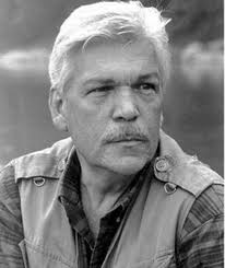 Today is actor Tom Atkins' 89th birthday (born November 13, 1935). He is  best known for his role as Lt. Alex Diel in The Rockford Files (1974–1977).  Atkins has appeared in numerous