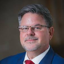 Thomas Rayfield's Instagram, Twitter & Facebook