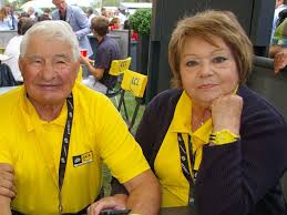 Il remporte sa première victoire en pro avec sa victoire lors du classement général du tour de l'ain. Mort De Raymond Poulidor Qui Etait Gisele Son Epouse Closer