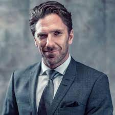 After struggling with injuries over the last few seasons, lundqvist has finally decided to walk away from the nhl. Henrik Lundqvist Agent Manager Publicist Contact Info