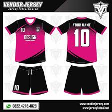 Misalnya, jika perlu menghapus latar belakang dari desain baju futsal, pengguna perlu menyorotnya dengan fuzzy tools, lalu tambahkan jika ingin mendapatkan lebih banyak template, pengguna harus membayar sejumlah biaya langganan. Desain Jersey Bola Terbaik