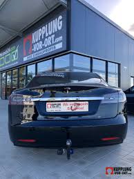 Casual viewers will notice the cleaner fascia that these minor revisions bring the 2017 model s' exterior more in line with the model x, as well as the upcoming model 3 that was previewed in. Tesla Anhangerkupplung Einbau Nachrusten Beim Profi Kupplung Vor Ort Com