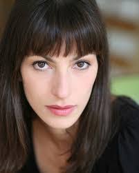 Melanie Gray's Instagram, Twitter & Facebook