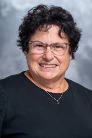 Elisa Greene's Instagram, Twitter & Facebook