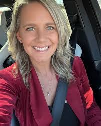 Tracy Vaden's Instagram, Twitter & Facebook