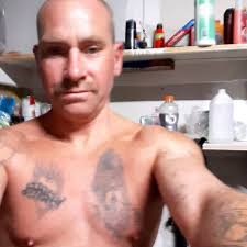 Omg you look so sexy hot babe love this pic of you baby