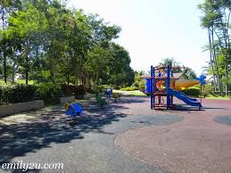 Dataran penggaram (dataran batu pahat). Bandar Seri Botani Eco Park From Emily To You