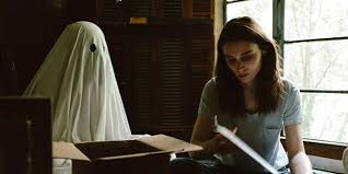 A Ghost Story' Ending Explained - What Was On the Note?