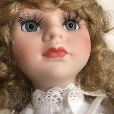 Seymour Mann Connoisseur Collection Doll Miranda In Original Box