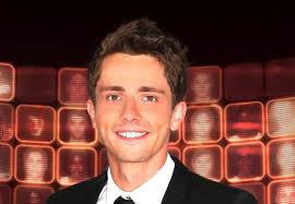 View the daily youtube analytics of guillaume pley and track progress charts, view future predictions, related channels, and track realtime live sub counts. Guillaume Pley La Biographie De Guillaume Pley Avec Gala Fr