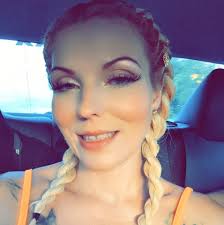 Catherine Wenzel's Instagram, Twitter & Facebook