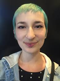 April Moreno (@Aprilandhercats)