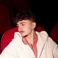 Esteban (@estebancostoso_)