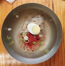It is by far the most fameus dish emanating from the dprk and is now traditionally eaten during the summer, although that was not always the case. Soo Choi Permission To Dance On Twitter Rm On Weverse 0421 I Exercise 5 Days A Week But Why I Ll Eat Pyongyang Naengmyeon Cold Noodle First And Will Think About It