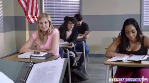 Tia Cyrus gives her prof a blowjob in front of classmates - ZB Porn