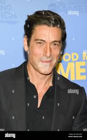 David muir hi-res stock photography and images