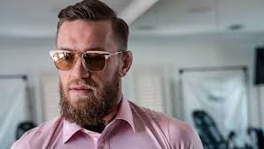 В то время макрегор разве что экспериментировал со своей прической. Konor Makgregor Vse Veroispovedaniya Zastavlyayut Nas Byt Luchshe