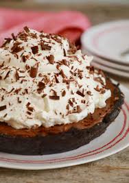No Bake Chocolate Pie Is Everything Your Mouth Craves Chocolate Pie Recipes Chocolate Pies Baking