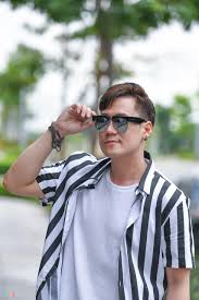 Chia sẻ cùng với zing , pmùi hương khánh lý giải: Khanh PhÆ°Æ¡ng Bá»‹ Gá»i La Ca SÄ© Há»™i Chá»£ Toi Kiáº¿m Gáº¥p 4 Láº§n Ngay XÆ°a