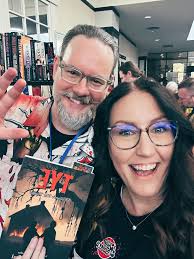 Well hello there, J Denison Reed 🤩🤩🤩 #scaresthatcare #authorcon  #fightrealmonsters