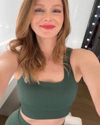 anna.greenberg + our new green seamless set = 💚💚💚