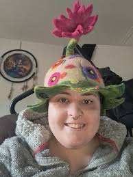 Discussion about a hat