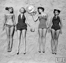 At The Beach 1950s Costumi Da Bagno Vintage Bikini Vintage Stile Di Moda