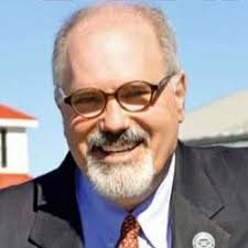 On Saturday, I took the oath of office to become the Vice Commander and  Chief of Staff of Division 4 of the 8th District Coastal Region, United  States Coast Guard Auxiliary. I