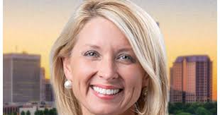 Tracy Sears is an anchor and reporter for WTVR CBS 6