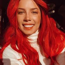 pin von aas tha auf packs for twitter halsey rotes haar neue frisuren