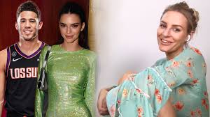 The first time kendall and devin were photographed together, romance rumors were sparked and kendall actually responded to those very rumors with a very direct response! Inside Kendall Jenner And Devin Booker S Idaho Vacation With Justin And Hailey Bieber
