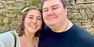 Lara Hummer and Christopher Wynn's Wedding Website