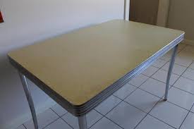 Www.onesourceestateservices.com 1950s yellow formica table us military uniform lot of misc. 1950 S Yellow Laminex Kitchen Table