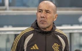 Torcida do Flamengo reage a declaração de Leonardo Jardim: 'Não vai querer'