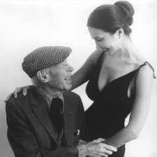 Violeta vidaurre (nacida violeta rosa ester vidaurre heiremans; En Sus Ultimos Anos El Viejo Henry Miller Mantiene Un Romance Con La Joven Modelo Brenda Venus De 25 Anos Duna 89 7 Duna 89 7
