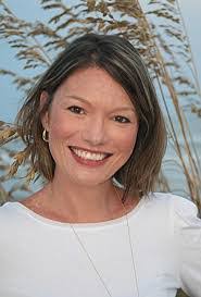 April Totten's Instagram, Twitter & Facebook