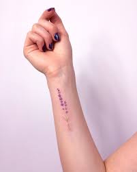 Odrobina Lata Lavender Lavendertattoo Minimalisttattoo Minimaltattoo Flowers Flowertattoo Tattoo Tatto Minimalist Tattoo Lavender Tattoo Tiny Tattoos