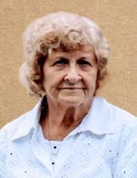 Mae Elliott's Instagram, Twitter & Facebook