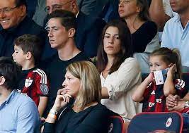 Fernando torres el niño legend pes 2020tutorial completo / base de dados pes 2019twitter : Football Paparazzi On Twitter Fernando Torres Watches His New Team Acmilan From The Stands With Wife Olalla And Children Nora Leo 31 8 2014 Http T Co Rkmxb7hbu5