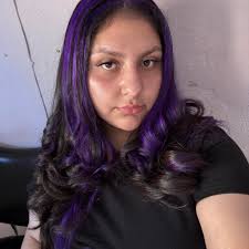 How to treat wax burns