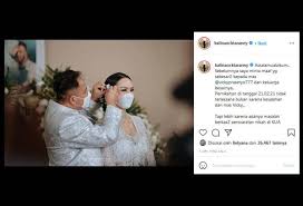 Kabar batal nikah disampaikan ibunda azka corbuzier lewat unggahan di akun instagram. Gdolpjsizbzdem